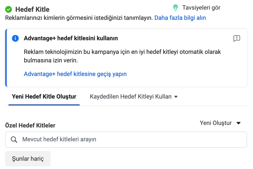 Meta Reklam Yöneticisi'nde hedef kitlenizi oluştururken kriterleri belirlemek için başvuracağınız arama motoru