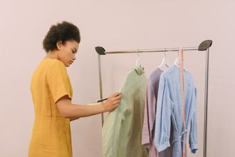 [2025] Butik Açmak İçin Ne Kadar Ürün Almalısınız?