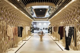 [2025] Top 10 Modern Clothing Store Interior Design Ideas