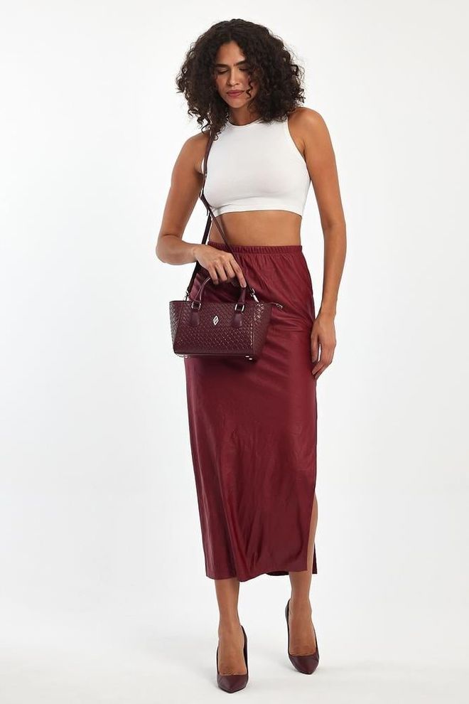 ARON Atelier Burgunderrote Damenhandtasche Von Favor Großhandelskleidung 1