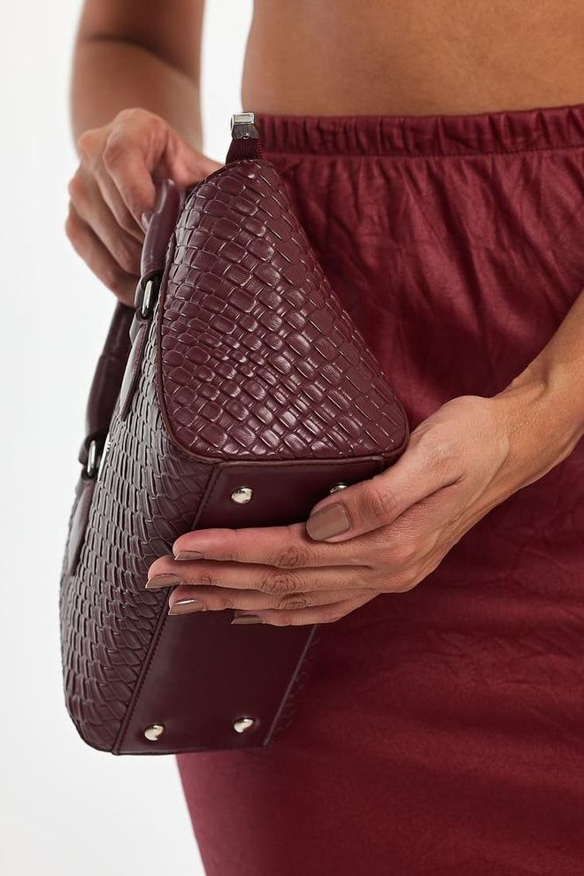 ARON Atelier Burgunderrote Damenhandtasche Von Favor Großhandelskleidung 5