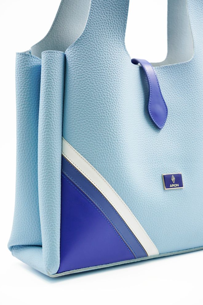 ARON Atelier Borsa A Tracolla Da Donna Svetlana Sky Blue Flotr In Pelle Abbigliamento all'ingrosso 1