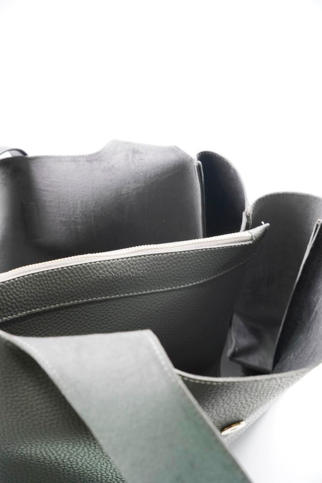 ARON Atelier Borsa A Tracolla Da Donna Svetlana Grey Flotr In Pelle Abbigliamento all'ingrosso 4