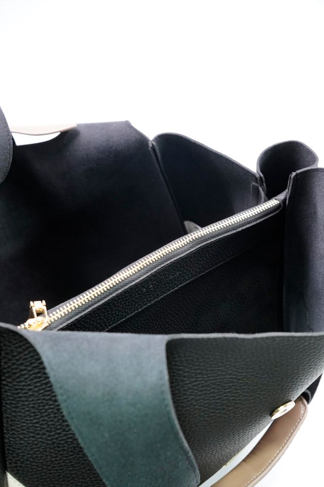 ARON Atelier Borsa A Tracolla Da Donna In Pelle Nera Svetlana Flotr Abbigliamento all'ingrosso 4