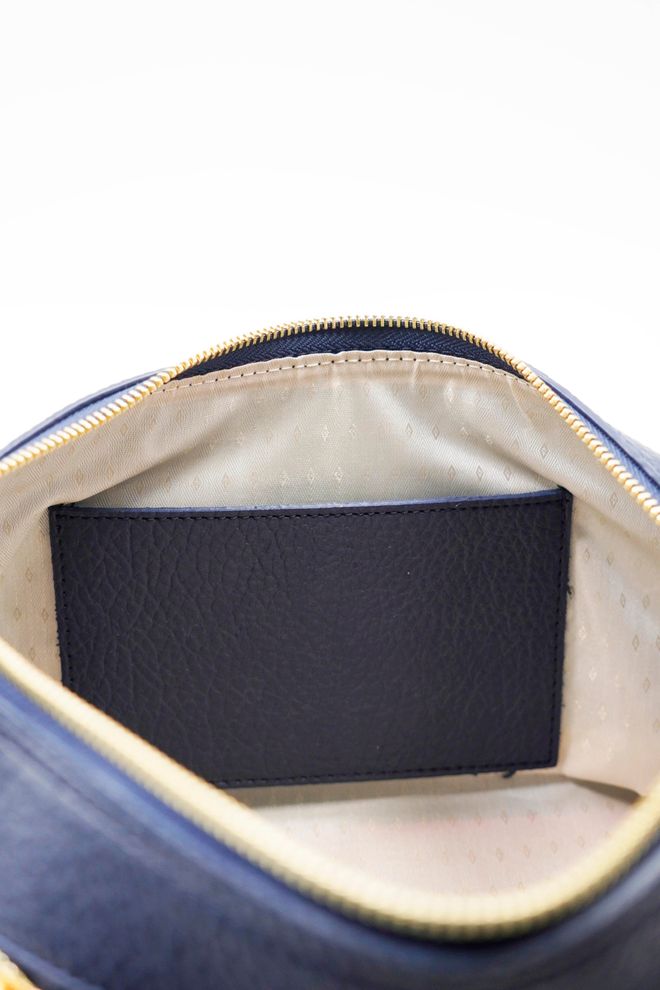 ARON Atelier Luna Тъмносиня Мека Дамска Чанта За Рамо Дрехи на едро 5