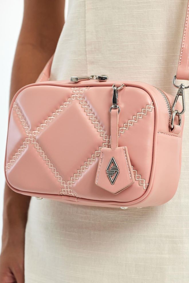 ARON Atelier Borsa A Tracolla Da Donna Cube Powder Abbigliamento all'ingrosso 0