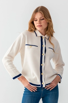 A wholesale clothing model wears ajo10094-stripe-detailed-buttoned-cardigan, Turkish wholesale Cardigan of Ajour Triko