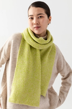 A wholesale clothing model wears ajo10060-kirchli-women's-scarf, Turkish wholesale Scarf of Ajour Triko