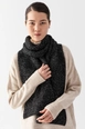 Ένα μοντέλο χονδρικής πώλησης ρούχων φοράει ajo10061-kirchli-women's-scarf, τούρκικο  χονδρικής πώλησης από 
