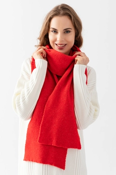 A wholesale clothing model wears ajo10021-basic-women's-plain-scarf, Turkish wholesale Scarf of Ajour Triko