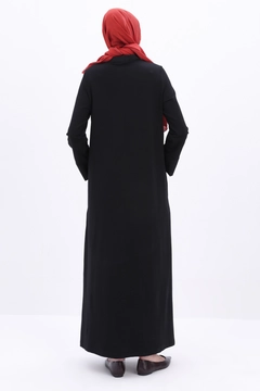 A wholesale clothing model wears all12807-zippered-comfortable-abaya-black, Turkish wholesale Abaya of Allday