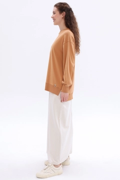 A wholesale clothing model wears all12906-side-slit-sweat-tunic-camel, Turkish wholesale Tunic of Allday