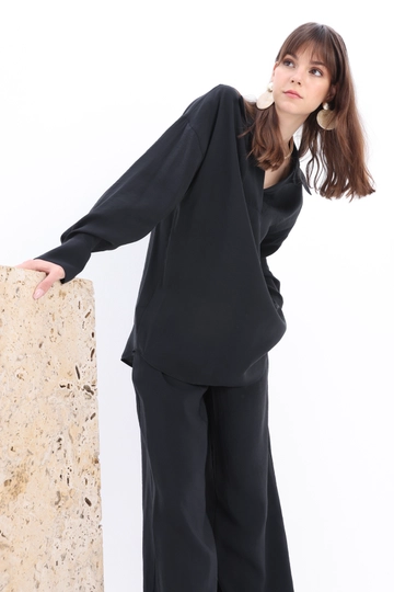 A wholesale clothing model wears  Trouser Suit - Black
, Turkish wholesale Suit of Allday