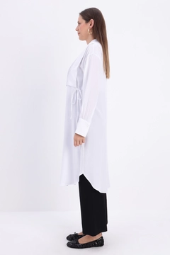 A wholesale clothing model wears all12975-ribbed-shirt-tunic-white, Turkish wholesale Tunic of Allday