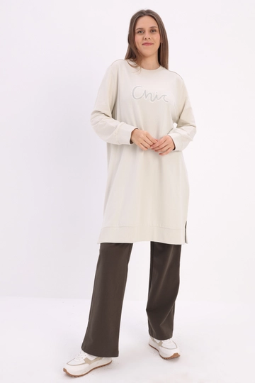Ένα μοντέλο χονδρικής πώλησης ρούχων φοράει  Πέτρινο Κεντημένο Ιδρώτα Τονίκ - Πέτρα
, τούρκικο τουνίκ χονδρικής πώλησης από Allday