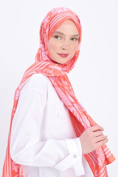 A wholesale clothing model wears all12986-zigzag-cotton-jacquard-shawl-orange, Turkish wholesale Shawl of Allday
