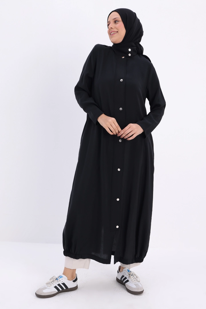 A wholesale clothing model wears all12967-zippered-comfortable-abaya-black, Turkish wholesale Abaya of Allday