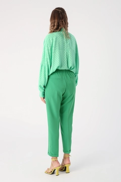 A wholesale clothing model wears 45277 - Trousers - Green, Turkish wholesale Pants of Allday