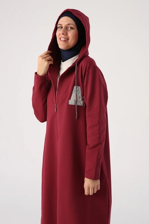 A model wears 45284 - Hooded Cardigan - Dark Claret Red, wholesale undefined of Allday to display at Lonca