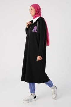 A wholesale clothing model wears 45286 - Hooded Cardigan - Black, Turkish wholesale Hoodie of Allday