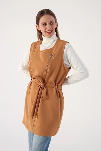 A model wears 47040 - Vest - Earth Color, wholesale Vest of Allday to display at Lonca