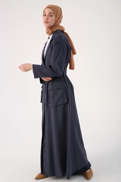 A wholesale clothing model wears 47794 - Abaya - Indigo, Turkish wholesale Abaya of Allday