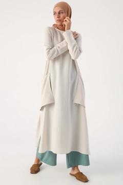 A wholesale clothing model wears 48070 - Tunic - Stone Color, Turkish wholesale Tunic of Allday