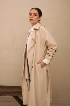 Veleprodajni model oblačil nosi 7148 - Beige Coat, turška veleprodaja Plašč od Allday