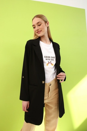 A model wears 7104 - Black Jacket, wholesale undefined of Allday to display at Lonca