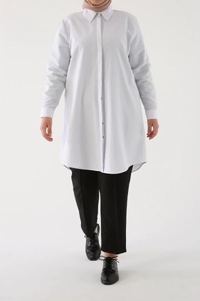 A model wears 7465 - Plus Size Basic Shirt Tunic - White, wholesale undefined of Allday to display at Lonca