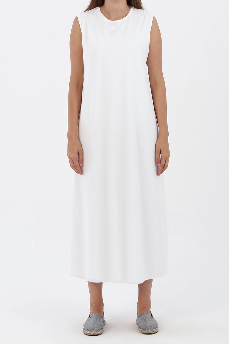 A model wears 7439 - Sleeveless Long Dress Lining - White, wholesale Skirt of Allday to display at Lonca