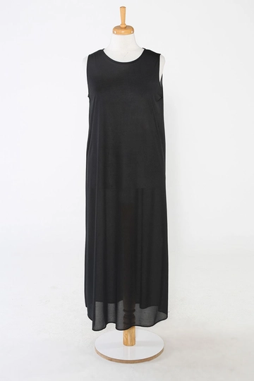 A wholesale clothing model wears  Modest Interlining Dress - Black
, Turkish wholesale Dress of Allday