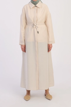 Bir model, Allday toptan giyim markasının 8746 - Modest Abaya - Stone toptan Ferace ürününü sergiliyor.