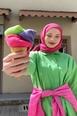 Een kledingmodel uit de groothandel draagt 13436-socks-set-fuchsia-neon-green-lilac, Turkse groothandel  van 