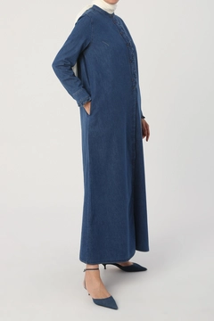 Модел на дрехи на едро носи 17258 - Abaya - Blue, турски едро Абая на Allday