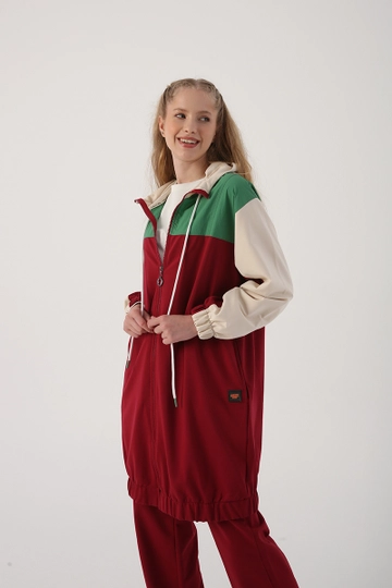 Ένα μοντέλο χονδρικής πώλησης ρούχων φοράει  Φόρμα - Dark Claret Red
, τούρκικο Αθλητική φόρμα χονδρικής πώλησης από Allday