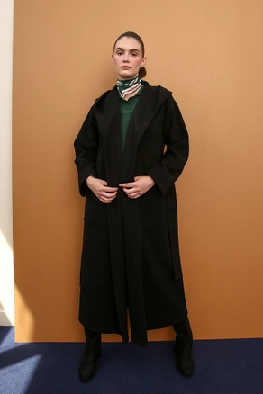 A model wears 22227 - Coat - Black, wholesale undefined of Allday to display at Lonca