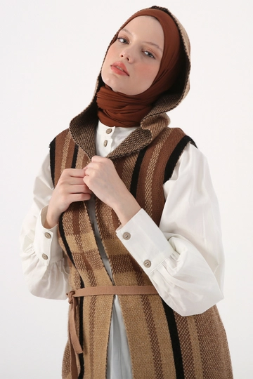 A wholesale clothing model wears  Vest - Earth Colour
, Turkish wholesale Vest of Allday