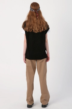 A wholesale clothing model wears 27995 - Vest - Black, Turkish wholesale Vest of Allday