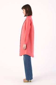 Ein Bekleidungsmodell aus dem Großhandel trägt 27933 - Shirt Tunic - Pink, türkischer Großhandel Tunika von Allday