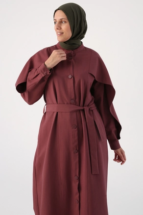 A model wears 31916 - Abaya - Maroon, wholesale undefined of Allday to display at Lonca