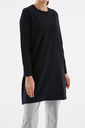 A model wears 33157 - Sweat Tunic - Navy Blue, wholesale undefined of Allday to display at Lonca