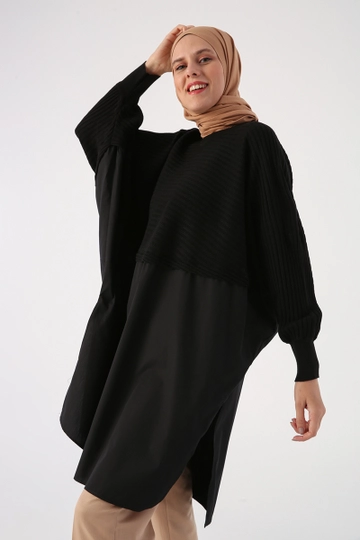 A wholesale clothing model wears  Tunic - Black
, Turkish wholesale Tunic of Allday