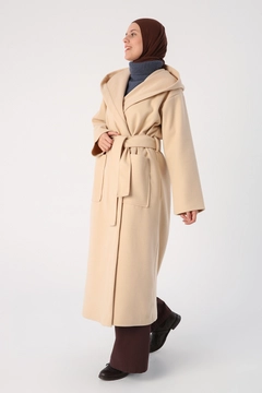 A wholesale clothing model wears 34741 - Coat - Light Beige, Turkish wholesale Coat of Allday