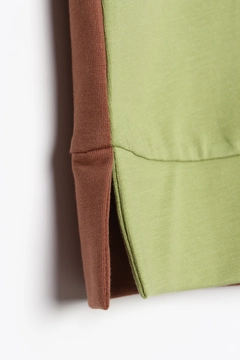 Veľkoobchodný model oblečenia nosí ALL10971 - Cotton Garnish Thin Bedrock Stitched Tunic - Light Green-brown, turecký veľkoobchodný Tunika od Allday