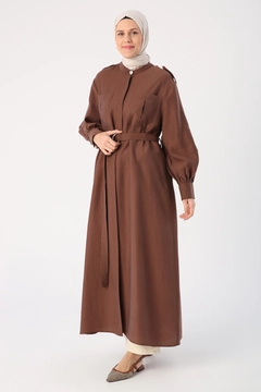 Veleprodajni model oblačil nosi ALL10026 - Abaya - Brown, turška veleprodaja Abaja od Allday