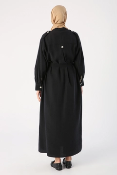 Ένα μοντέλο χονδρικής πώλησης ρούχων φοράει ALL10027 - Abaya - Black, τούρκικο Αμπάγια χονδρικής πώλησης από Allday