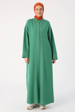 Una modelo de ropa al por mayor lleva ALL10031 - Abaya - Dark Green, Abaya turco al por mayor de Allday