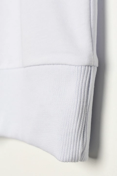 A wholesale clothing model wears ALL10127 - Sweatshirt - White, Turkish wholesale Sweatshirt of Allday
