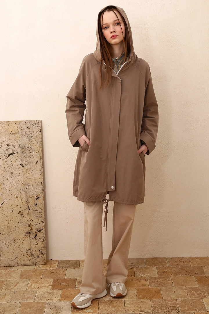 A wholesale clothing model wears ALL10150 - Trench Coat - Mink, Turkish wholesale Trenchcoat of Allday